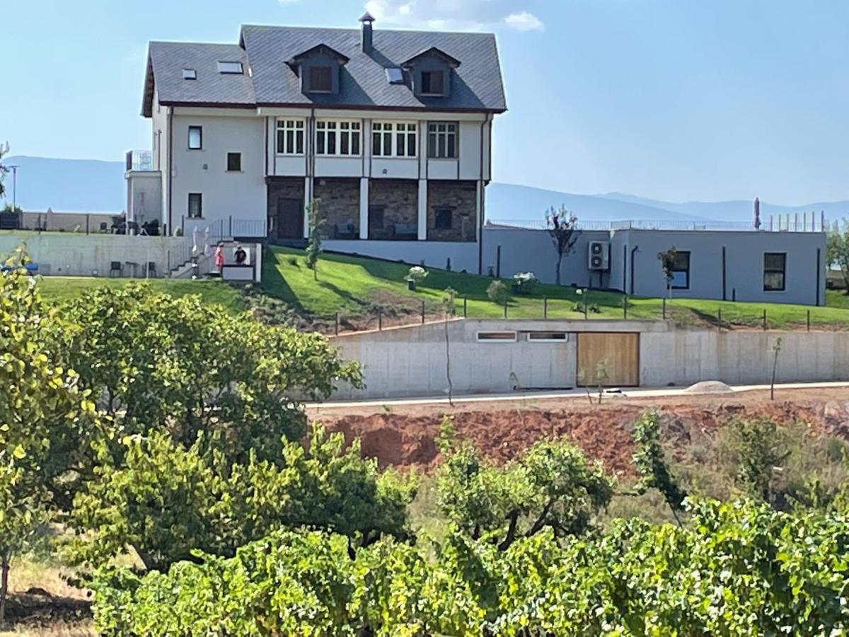 Boutique Finca Esencial Villafranca Del Bierzo Exterior foto